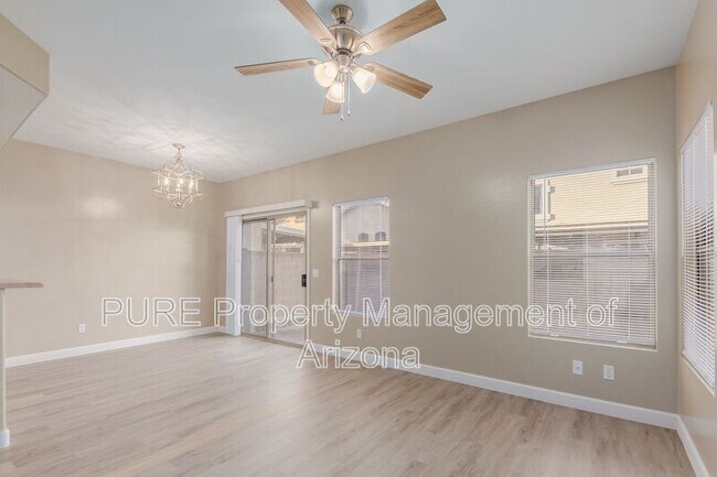 Photo - 10512 W Almeria Rd