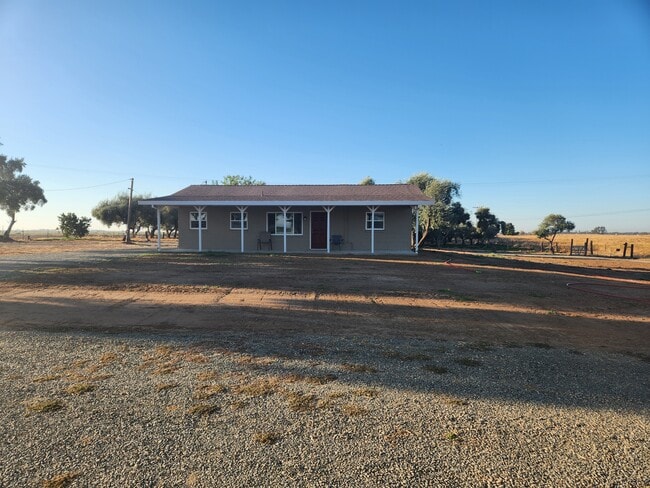 Building Photo - 4794 Chippewa Trail Rental