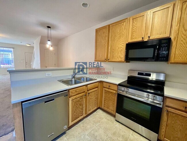 Photo - 15612 E 96th Way Unidad 33B