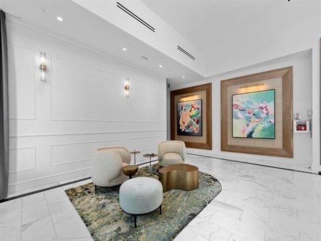 Photo - 6811 Pearson Way