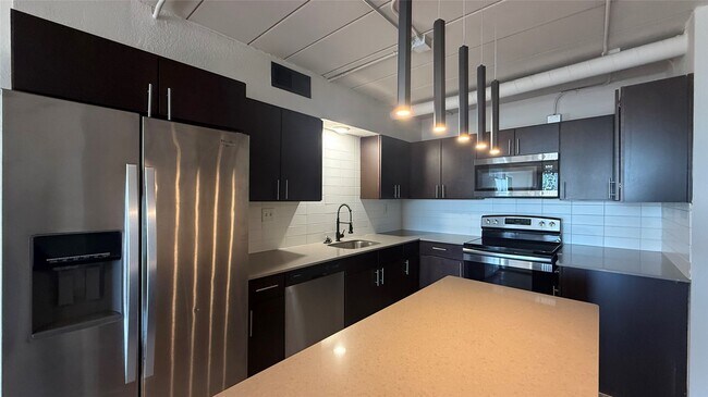 Photo - 5400 Memorial Dr Unidad 801