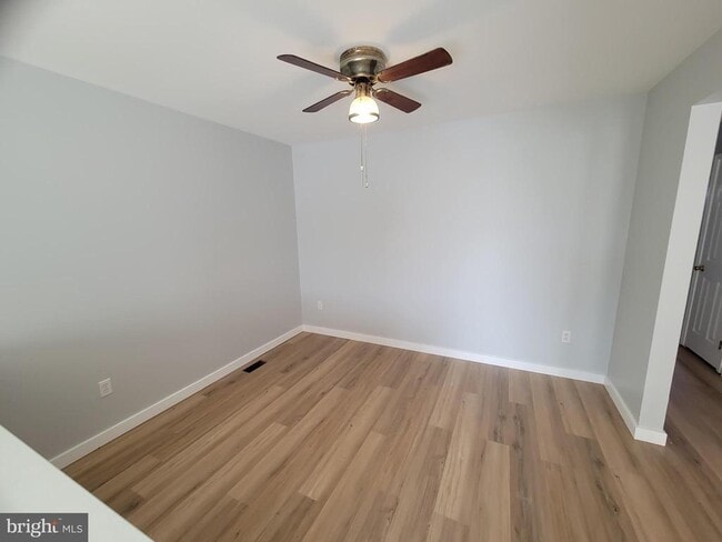 Photo - 43 Hetton Ct