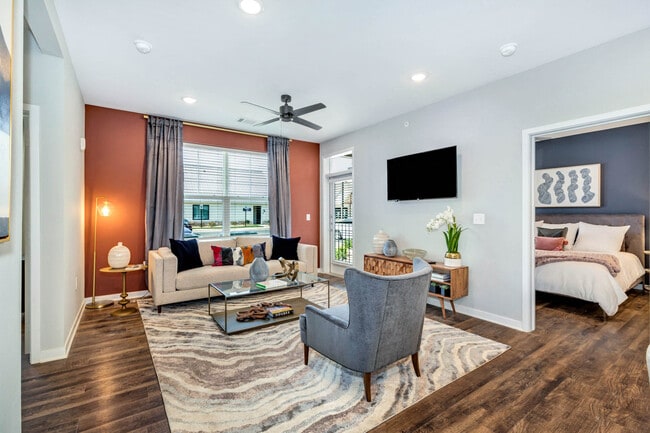 Photo - Farmhaus Apartments