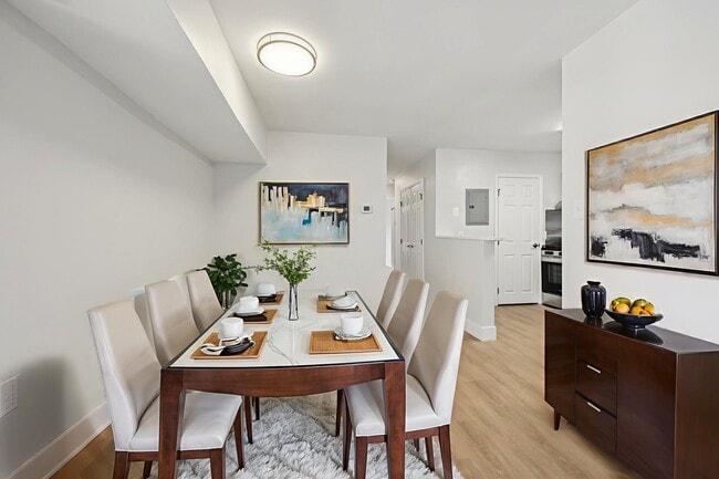 Photo - Lafayette Apartments