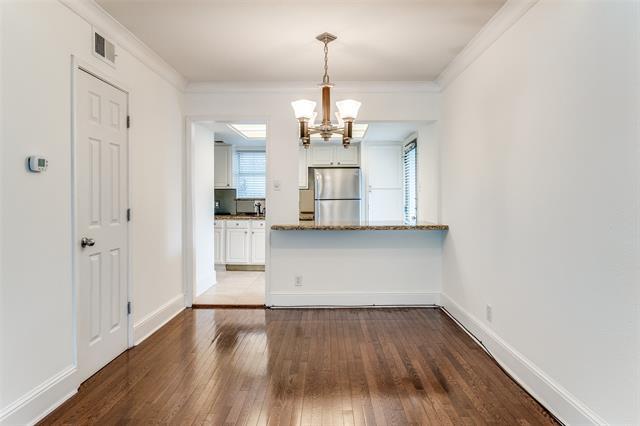 Photo - 10211 Regal Oaks Dr Unidad 220