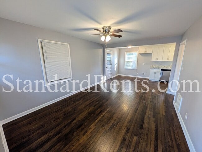 Photo - 129 Long Dr SW