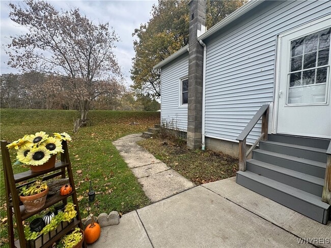 Photo - 63 St John St