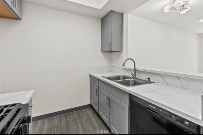 Photo - 19350 Sherman Way Unit 125