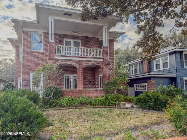 Building Photo - 3664 Riverside Ave