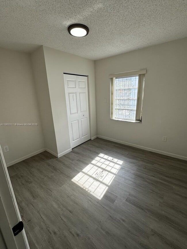 Photo - 2734 SW 30th Ct Unit 2