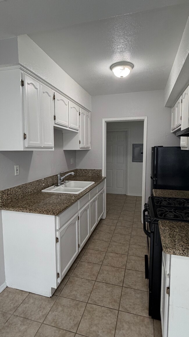 Photo - 5169 Pickford St Unit 5169