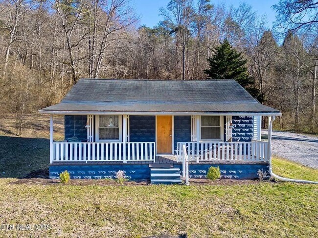 Building Photo - 614 E Brushy Valley Dr Rental