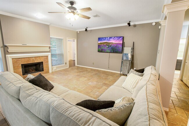 Photo - 14639 Oak Chase Dr