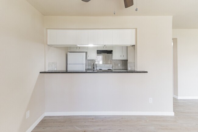 Photo - 6815 Beachwood St Unit 1