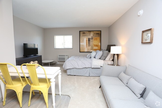 Interior Photo - The Studios at Patchen - FREE Utilities Rental