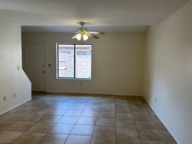 6219 E Glencove St Unit 2