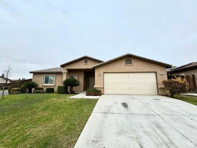 Building Photo - Beautiful home in Tyner Ranch Community!