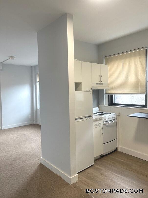 Building Photo - 475 Commonwealth Ave Unit 503