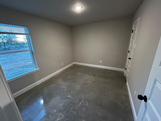 Photo - 10028 W Hwy 199