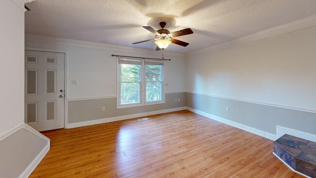 Photo - 367 London Rd