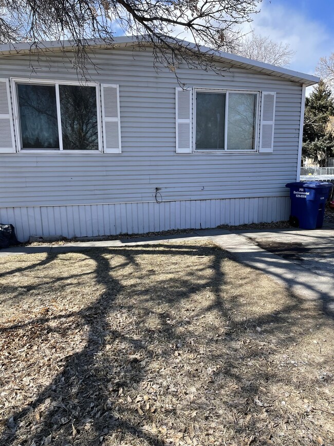 Photo - 630 N Adam Dr House