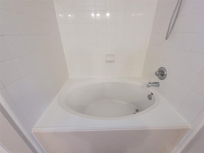 Photo - 20759 Cypress Crescent Ln