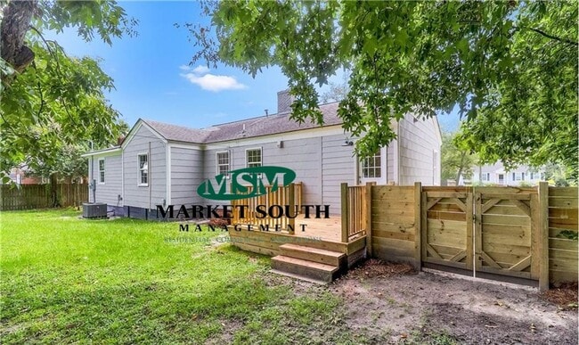 Photo - 326 Columbus Dr