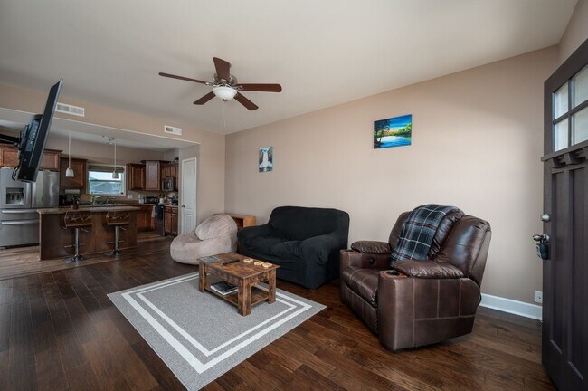 Photo - **WELL MAINTAINED, 2016-BUILT HOME IN DESI...