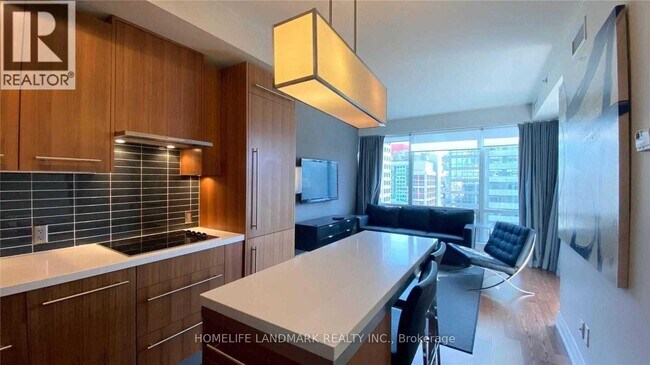 80 John St Unit 1108