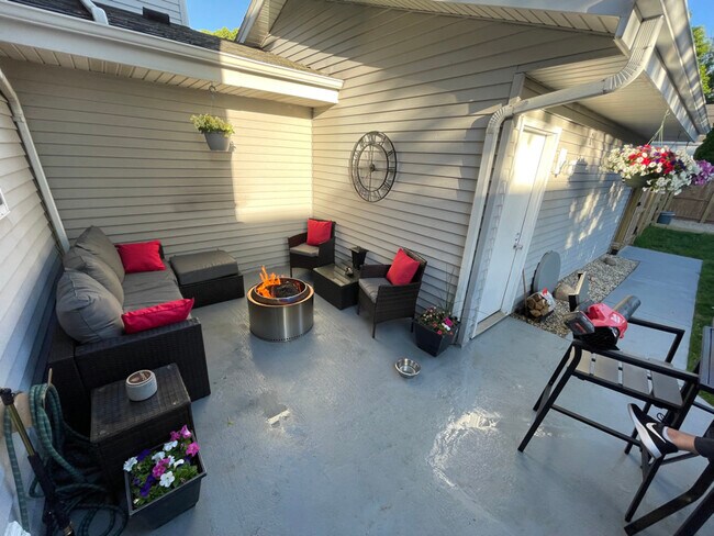 Photo - 1839 E Euclid Ave