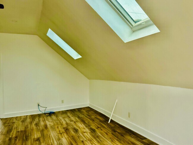 Photo - 288 Pleasant St Unit A