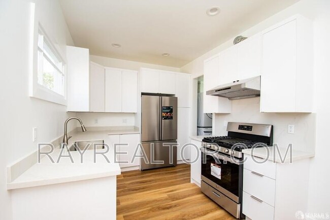 Photo - 1310 18th Ave Condo
