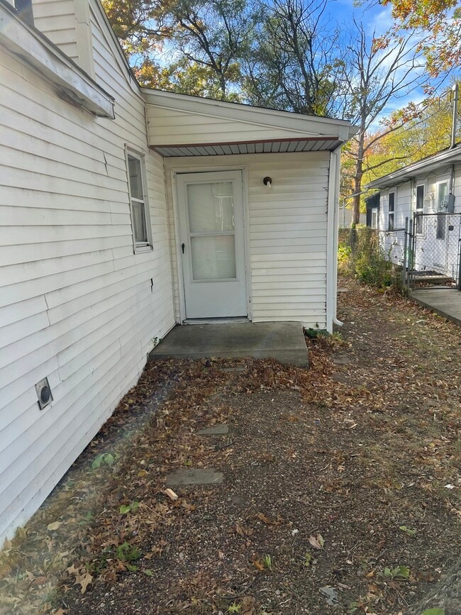 Photo - 5120 S Harrison St