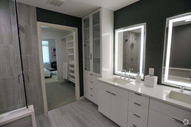 Luxe at Pepper Pike