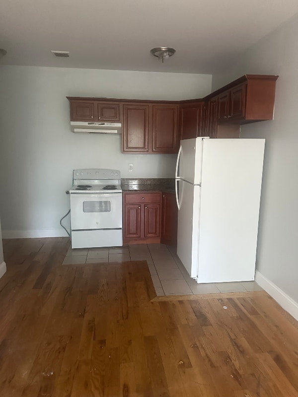 Photo - 866 E 230th St Unit Apt 1