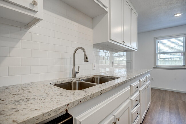 Photo - 3808 29th St