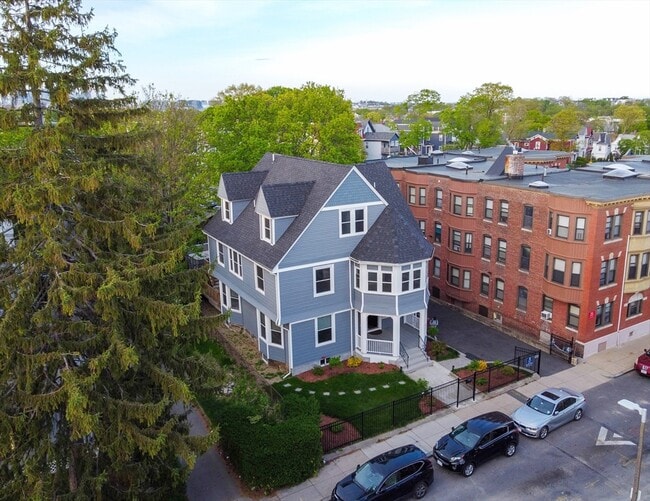 Photo - 7 Waumbeck St Unit 2