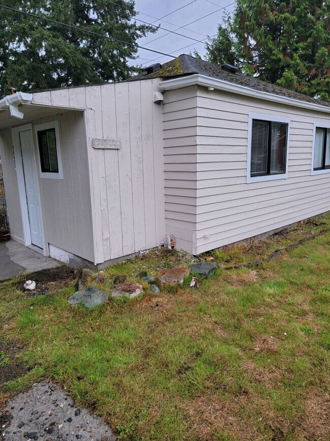 Photo - 6645 &amp; 6645 1/2 S. Fife St Unit 6645 1/2 S. Fife St