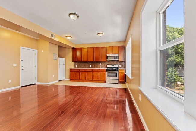 Photo - 39 North Burnett Steet