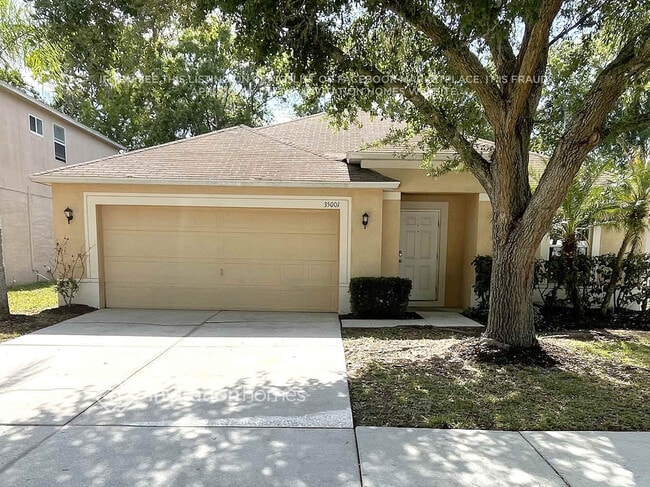 Building Photo - 35001 Meadow Reach Dr
