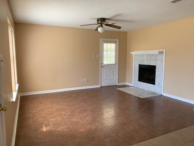 Photo - 2257 Goldbrier Ln