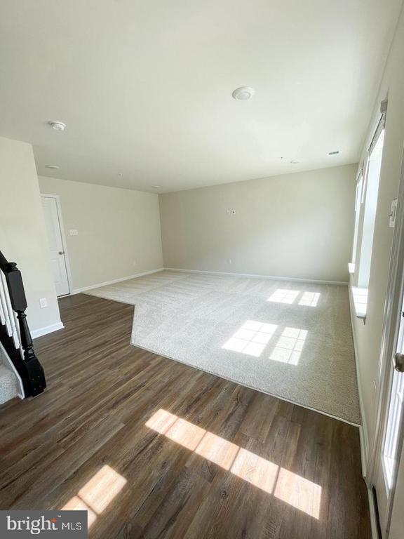 Photo - 7066 Delegate Pl