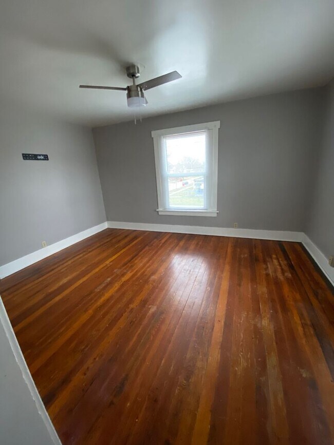 Photo - 301 W Eureka St Unidad 4