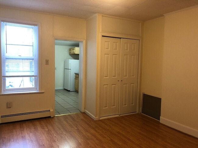 Photo - Great Home! Wood Flooring! Updated Kitchen! Wood Cabinets! Granite Counters! Great Living Space! ...