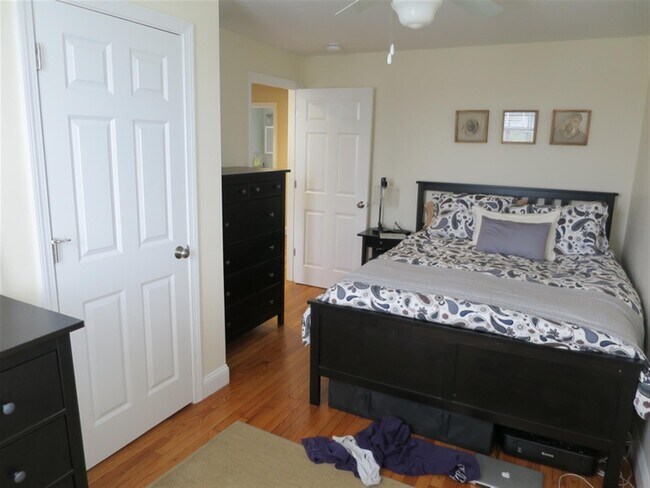 Photo - 60 William St Unit 2