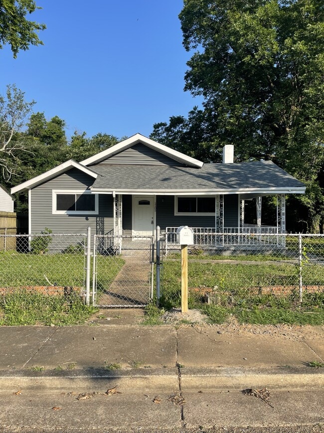Building Photo - 1105 N Orchard Knob Ave Rental