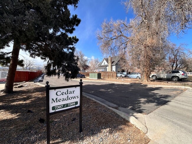 Photo - $0 DEPOSIT OPTION. COZY 2-BEDROOM CONDO WITH NO CARPET, 2 PARKING SPACES, IN WESTMINSTER. WITH EA...