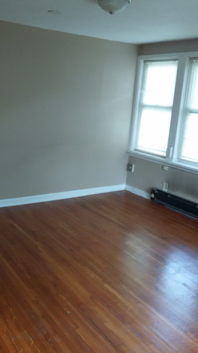 Photo - 1224 E Miller St Unit B