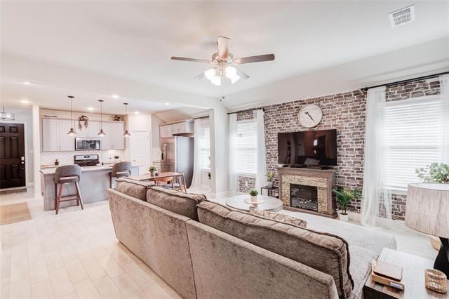 Photo - 15912 Gladewater Terrace