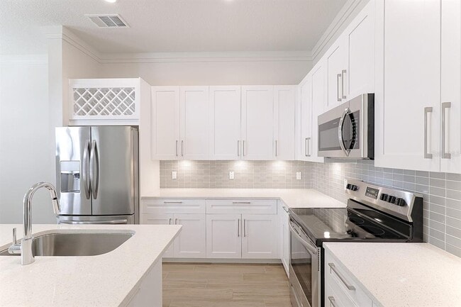 Photo - 1420 Lakefront Dr